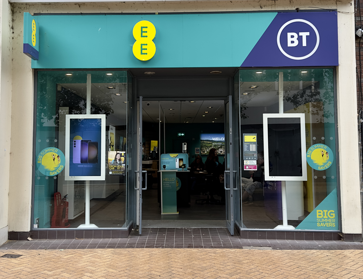 EE hopes to rebrand with new EE ID retail platform