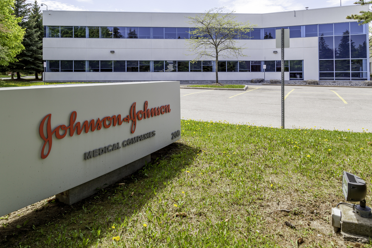 Johnson & Johnson Shares Drop After Mixed Results